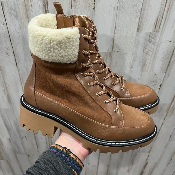 Violet & Red NWOB Women's 6.5M Alexa Suede Leather Combat Boot Brown Lug Sole - Picture 1 of 6